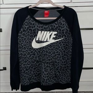 NIKE Cheetah Sweatshirt